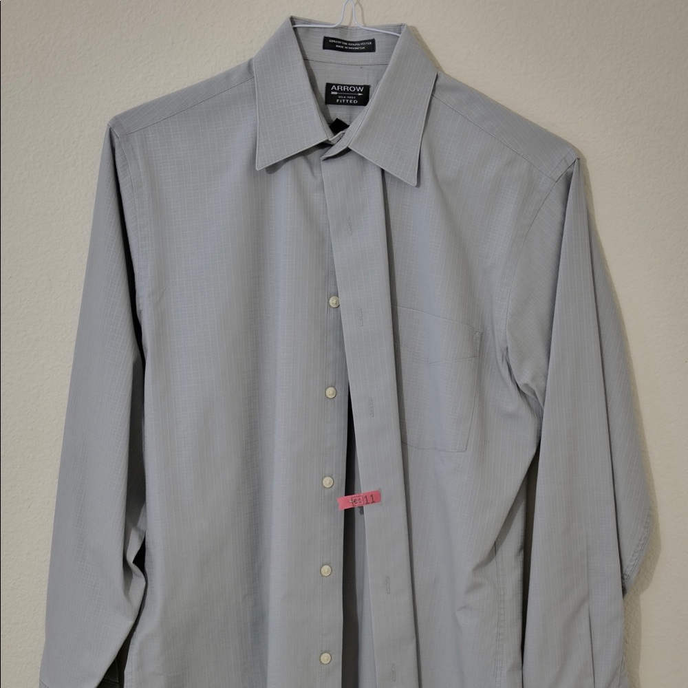ARROW MENS FITTED DRESS SHIRT -15 1/2 -32/33 -Medium